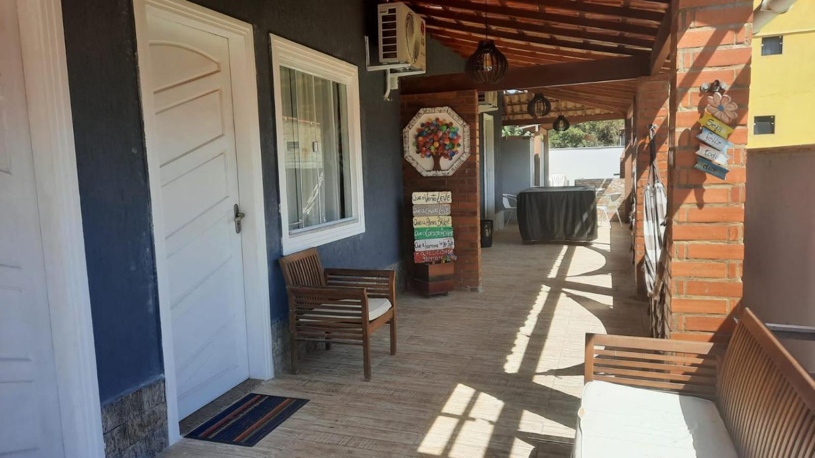 Casa temporada RecantoHouse inteira até 10 pessoas - 1 minuto a pé da praia, com piscina, sinuca e ar condicionado - Condominio Florestinha - Unamar - Cabo Frio Tamoios Extérieur photo