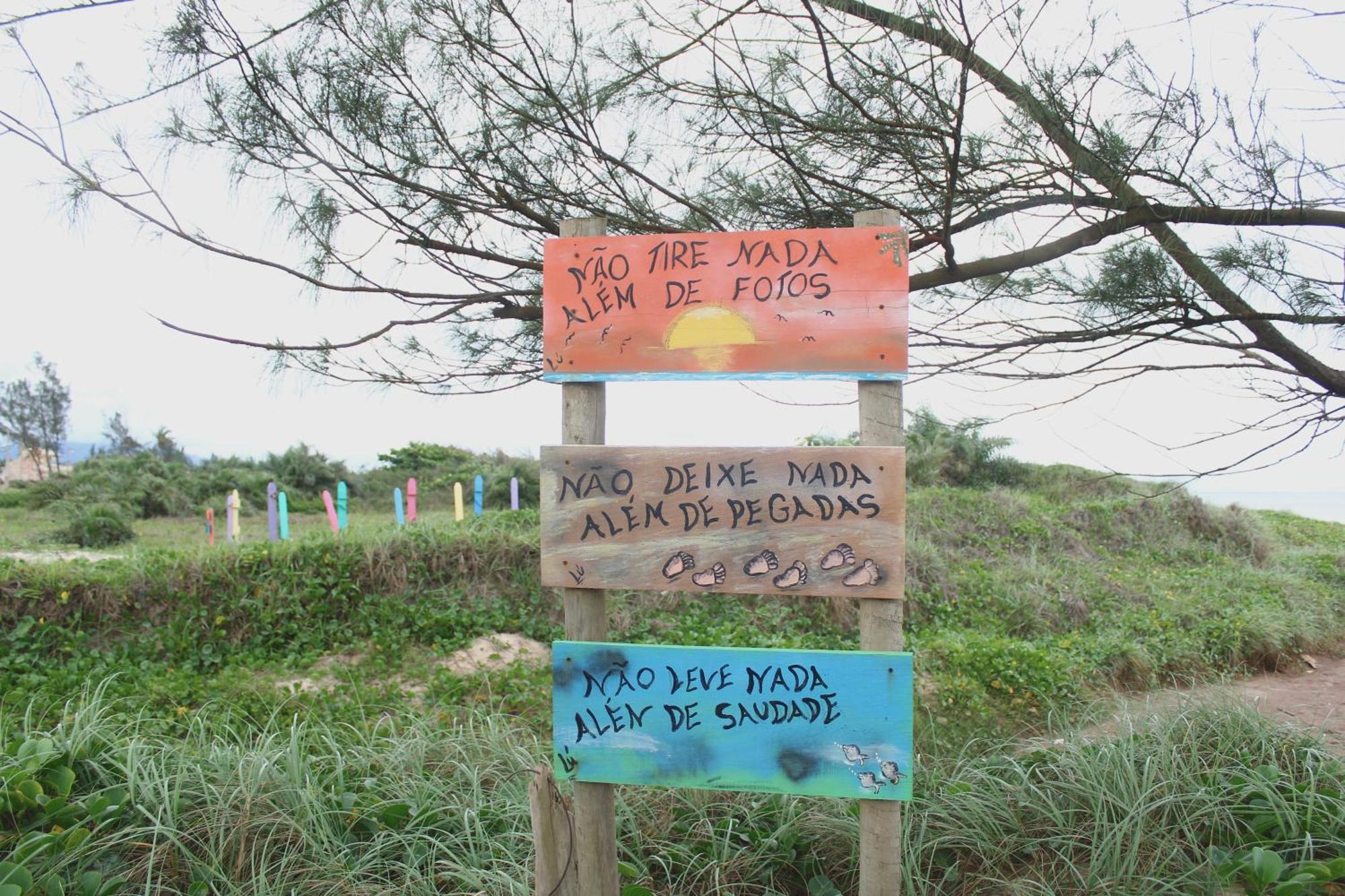 Casa temporada RecantoHouse inteira até 10 pessoas - 1 minuto a pé da praia, com piscina, sinuca e ar condicionado - Condominio Florestinha - Unamar - Cabo Frio Tamoios Extérieur photo